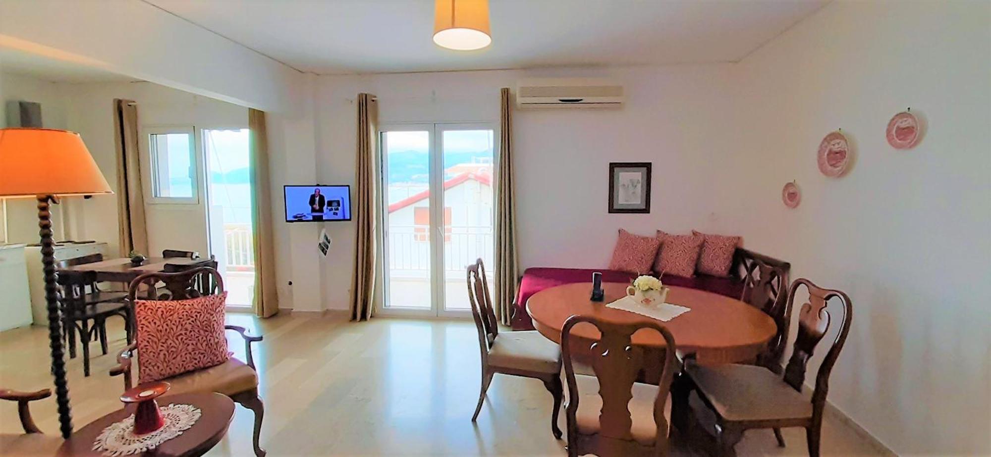 Mondo Cosseri Akrata Apartamento Exterior foto