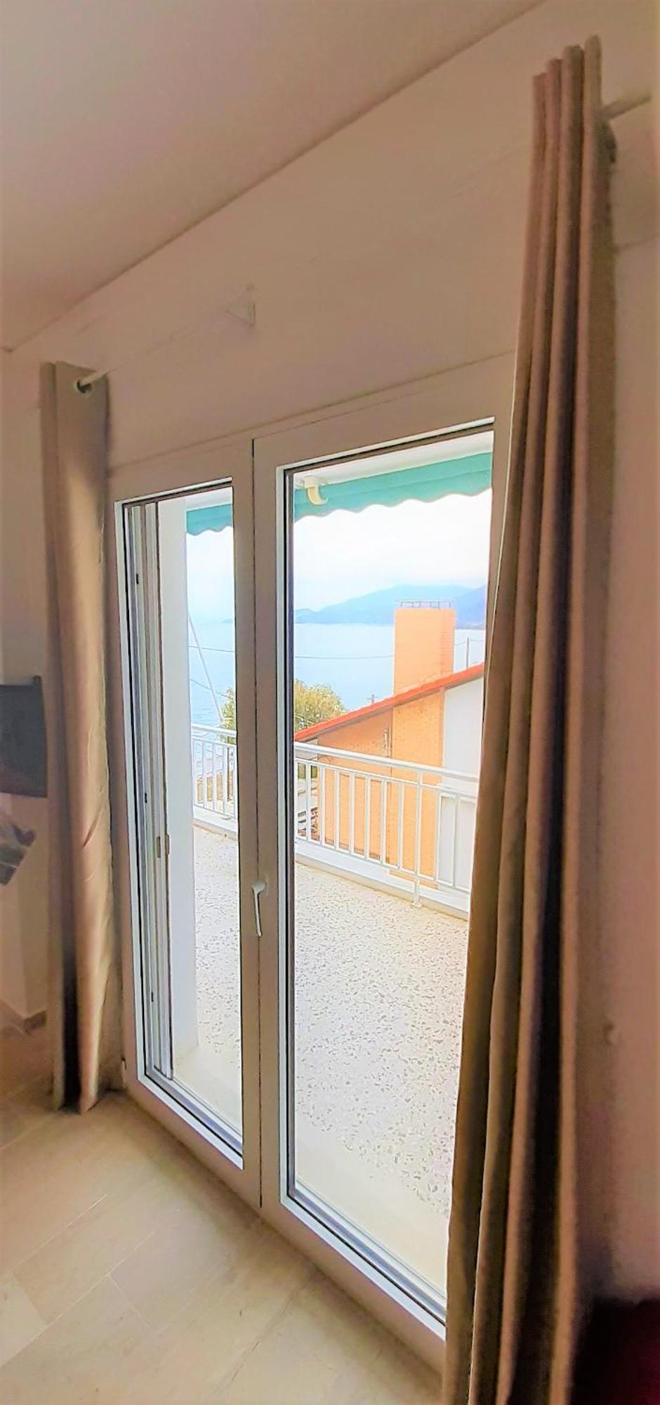 Mondo Cosseri Akrata Apartamento Exterior foto