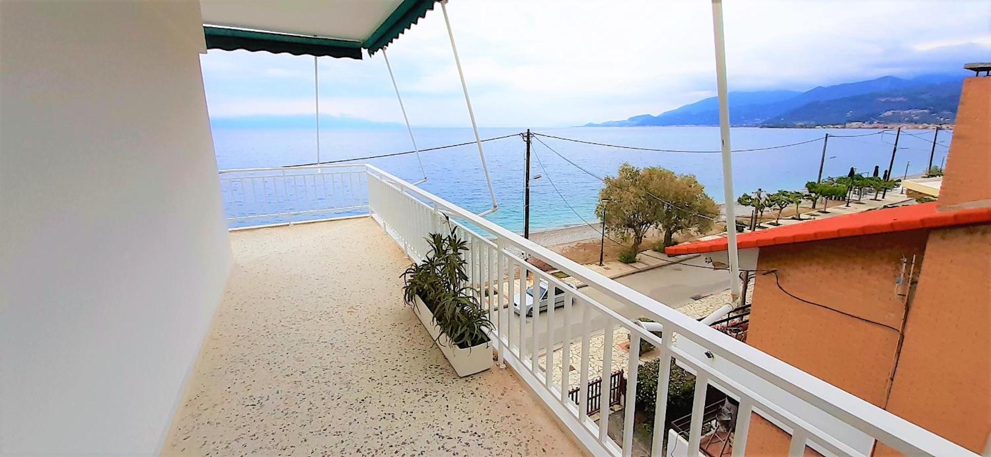 Mondo Cosseri Akrata Apartamento Exterior foto